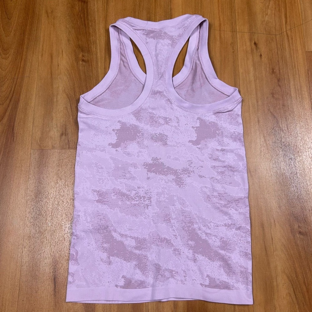 Athleta Women’s Light Purple Patterned Tank Top Size XS - Picture 3 of 7
